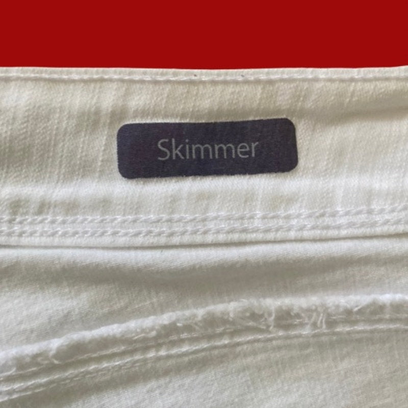 Upcycled White Denim Star Patch Fringe Hem Capris (8)