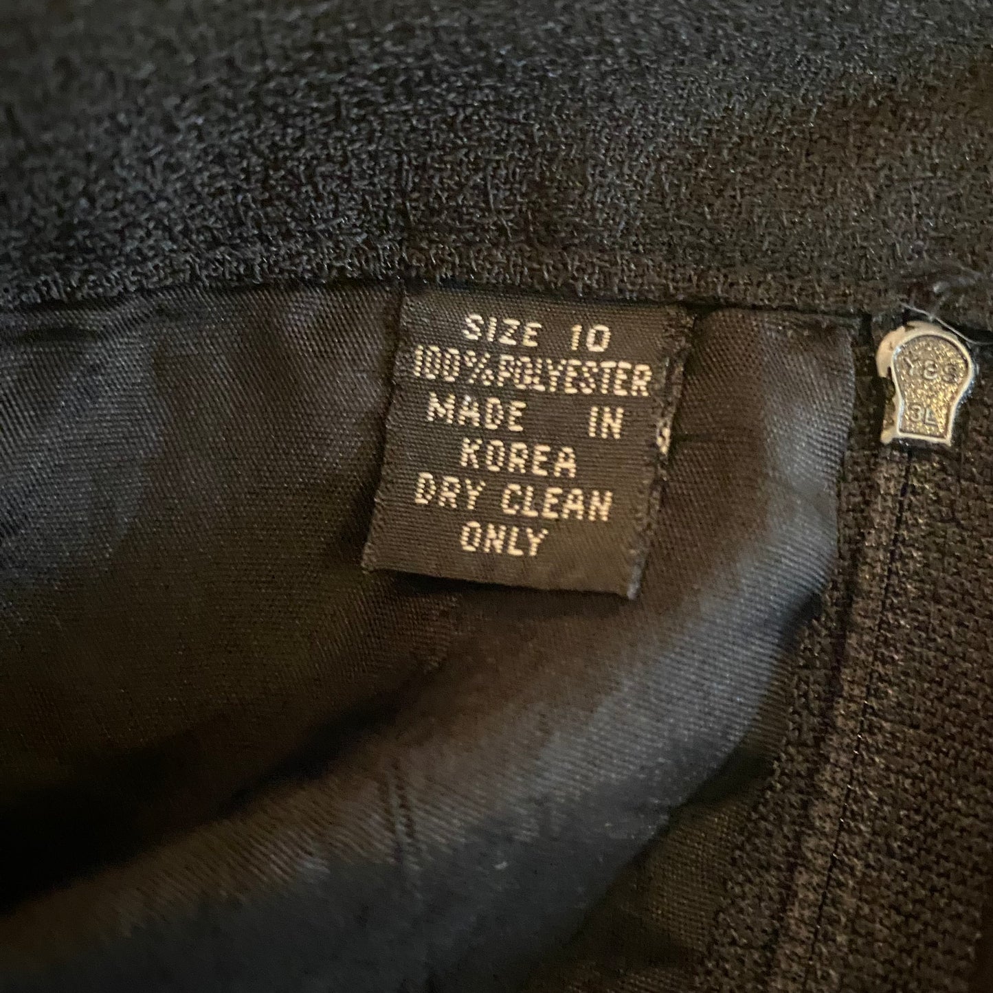 Vintage Classic Black Pencil Skirt (10)