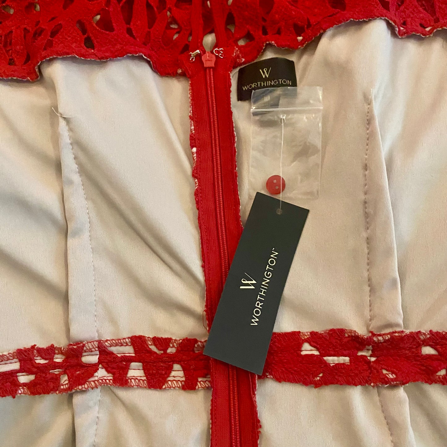 New With Tags Sleeveless Red Lace Dress with Beige Lining (10)