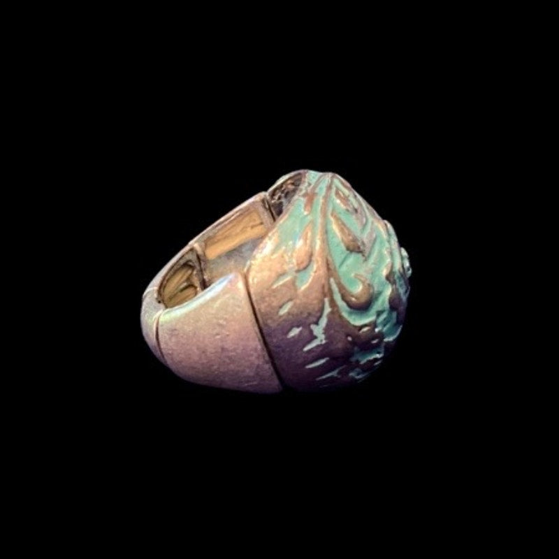 Vintage Turquoise and Silver Etched Flower Stretch Signet Ring (8)