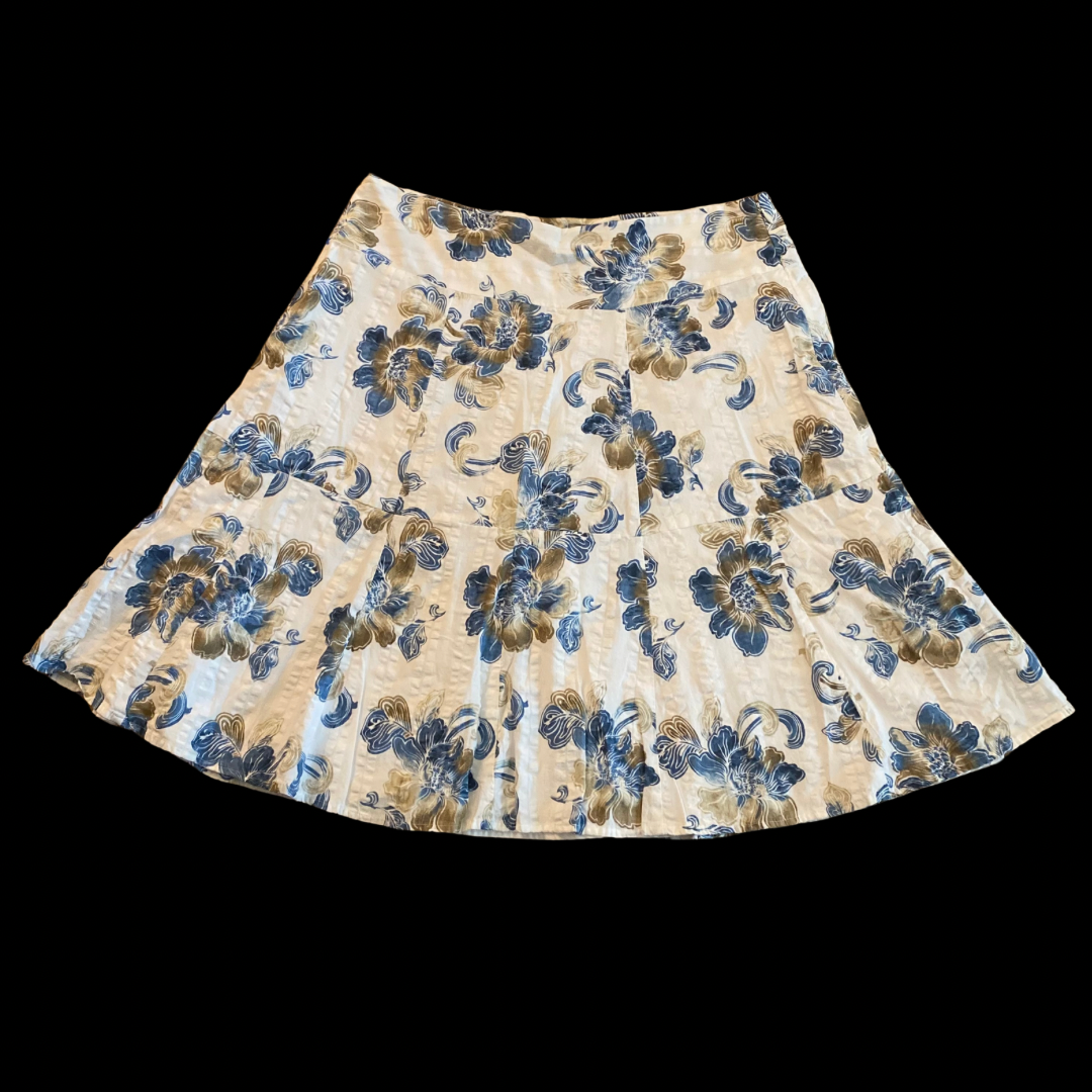 White/ Gold/Blue Cotton Hibiscus Print Skirt (10)