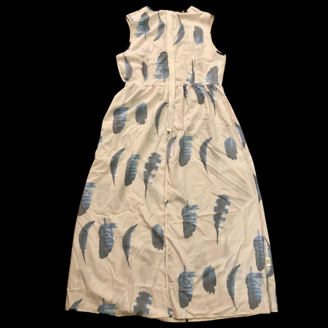 NWT Vonda White/ Navy Blue Watercolor Feather Maxi Dress - Extra Large