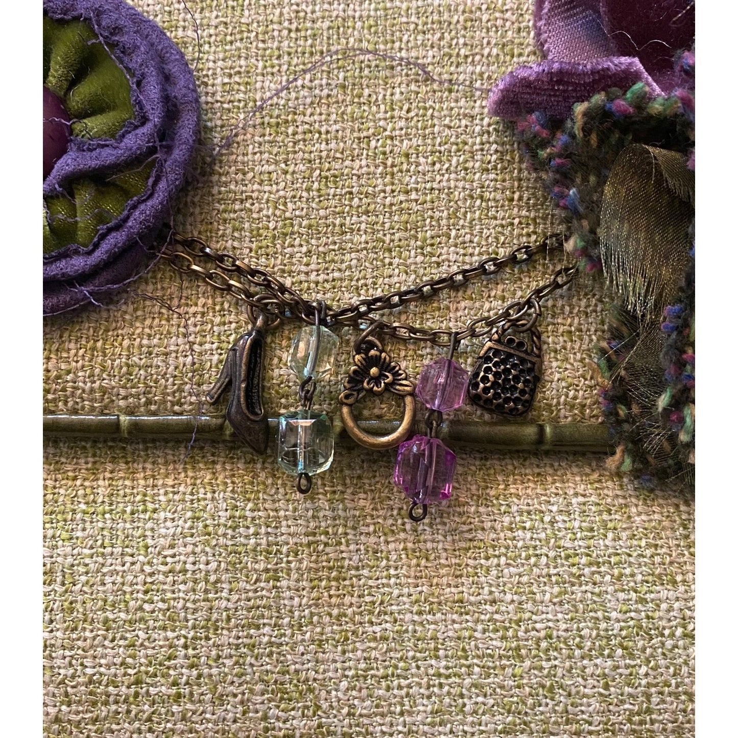 Y2K Green & Purple Flower Accent Shoulder Bag with Faux Alligator Chain Strap
