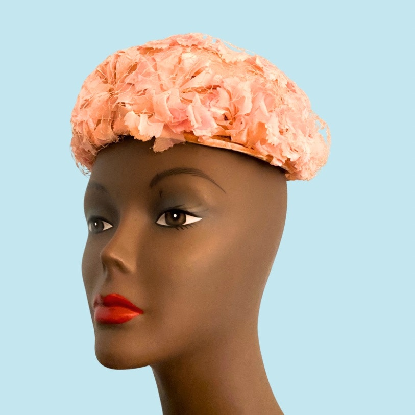 Vintage Pastel Pink Flower Pillbox Hat (M/L)