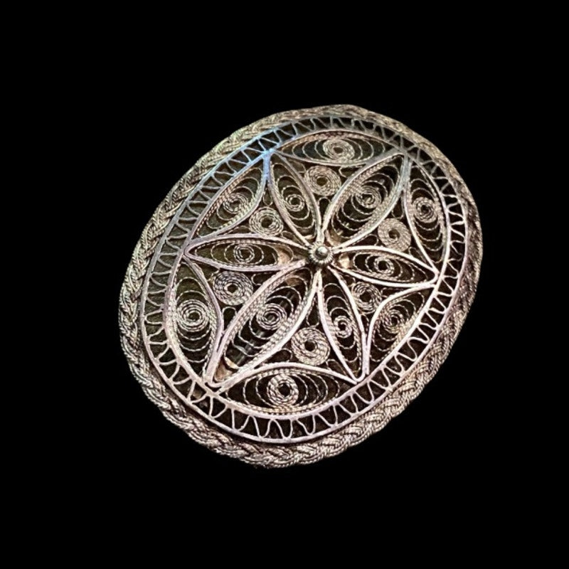 Antique Sterling Silver Oval Floral Filigree Brooch