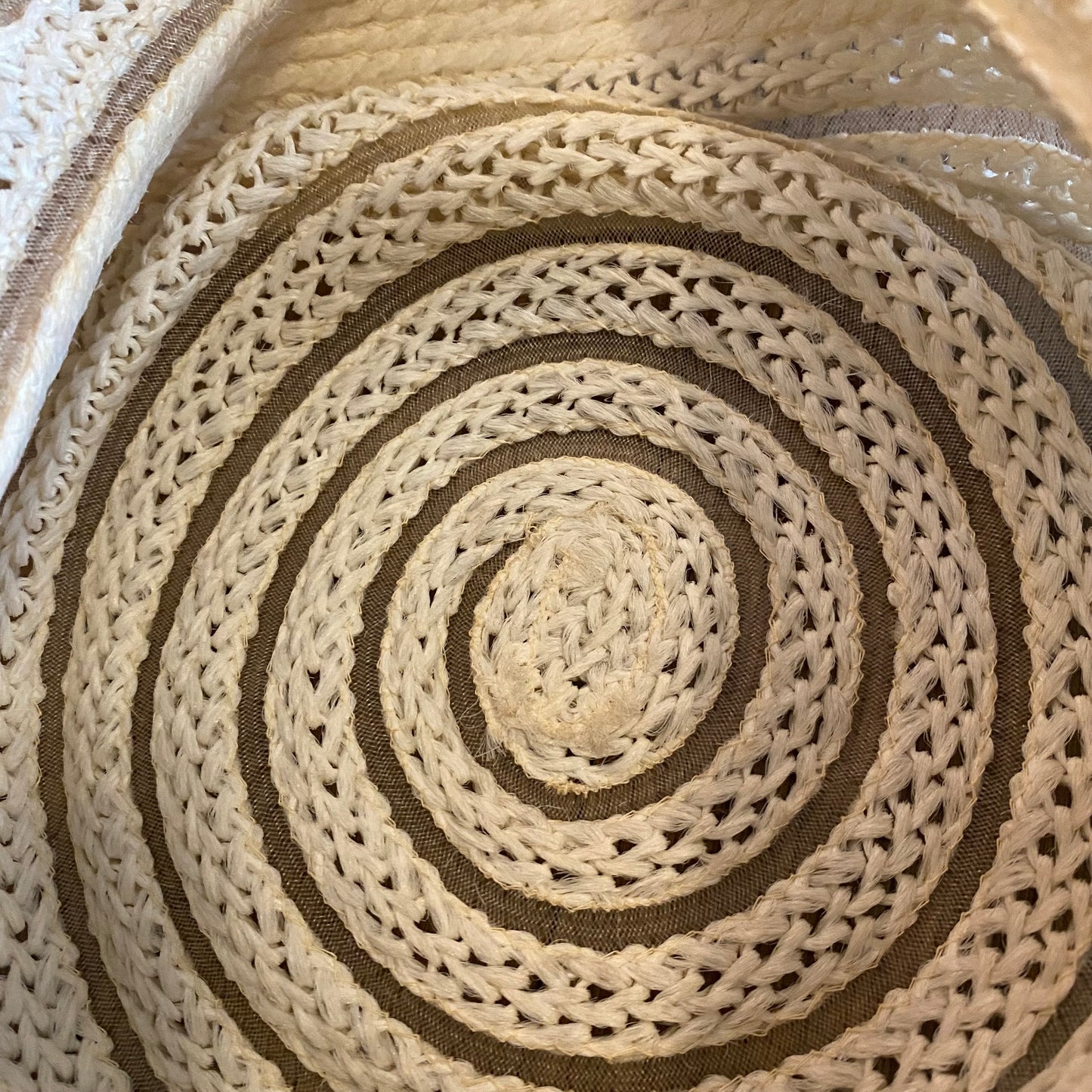 1950s Everitt Original Spiral Woven Straw Cloche Hat with Bow