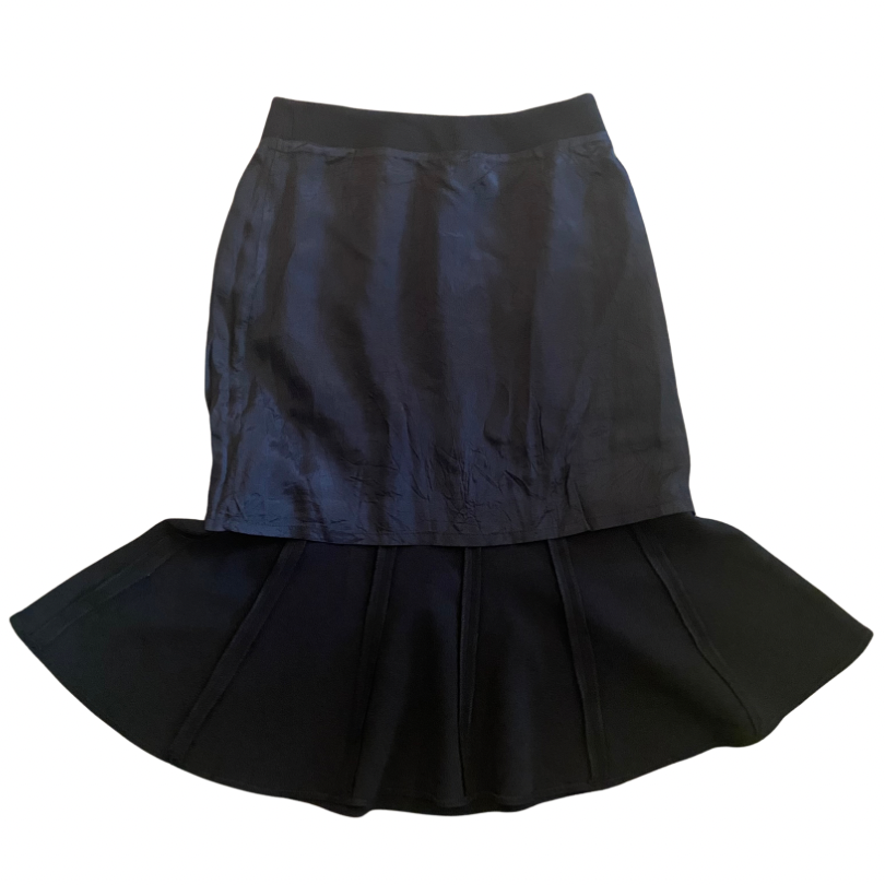 French Vintage Fluted Hem Black Pencil Skirt (38)