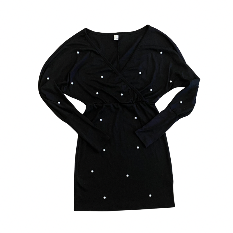 š V-Neck Black Pearl Embellished Dress (S)