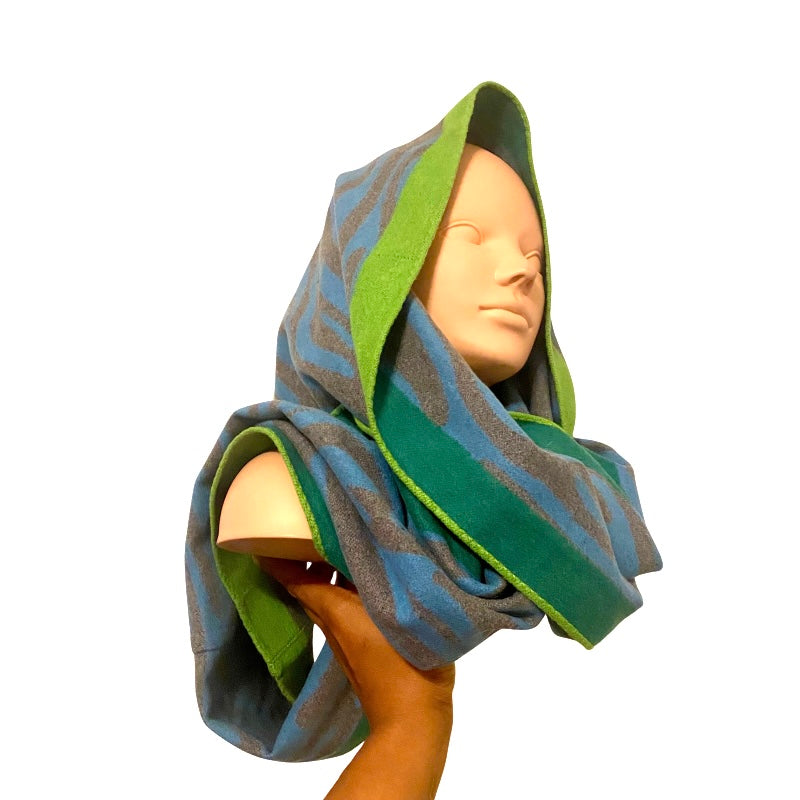 🔔 Y2K 100% Silk Knit Zebra Print Infinity Scarf