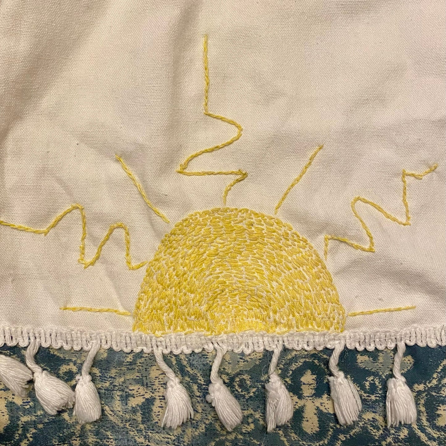 Embroidered Patchwork White/Yellow/Blue Beachside Sunset Tassel Hem Mini-Skirt (S)