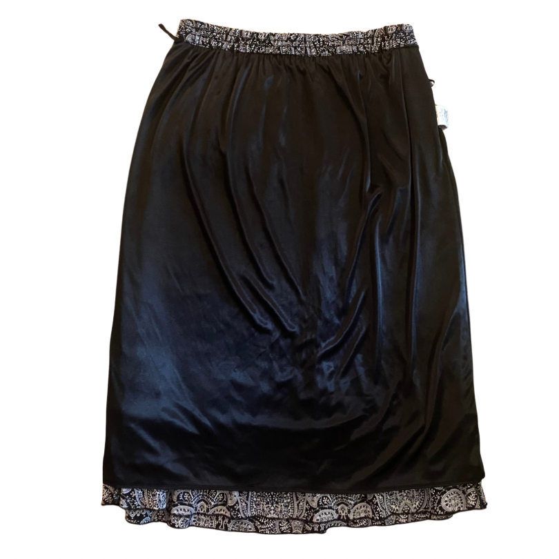 Vintage Black & White Pleated Paisley Midi Skirt (M-L)
