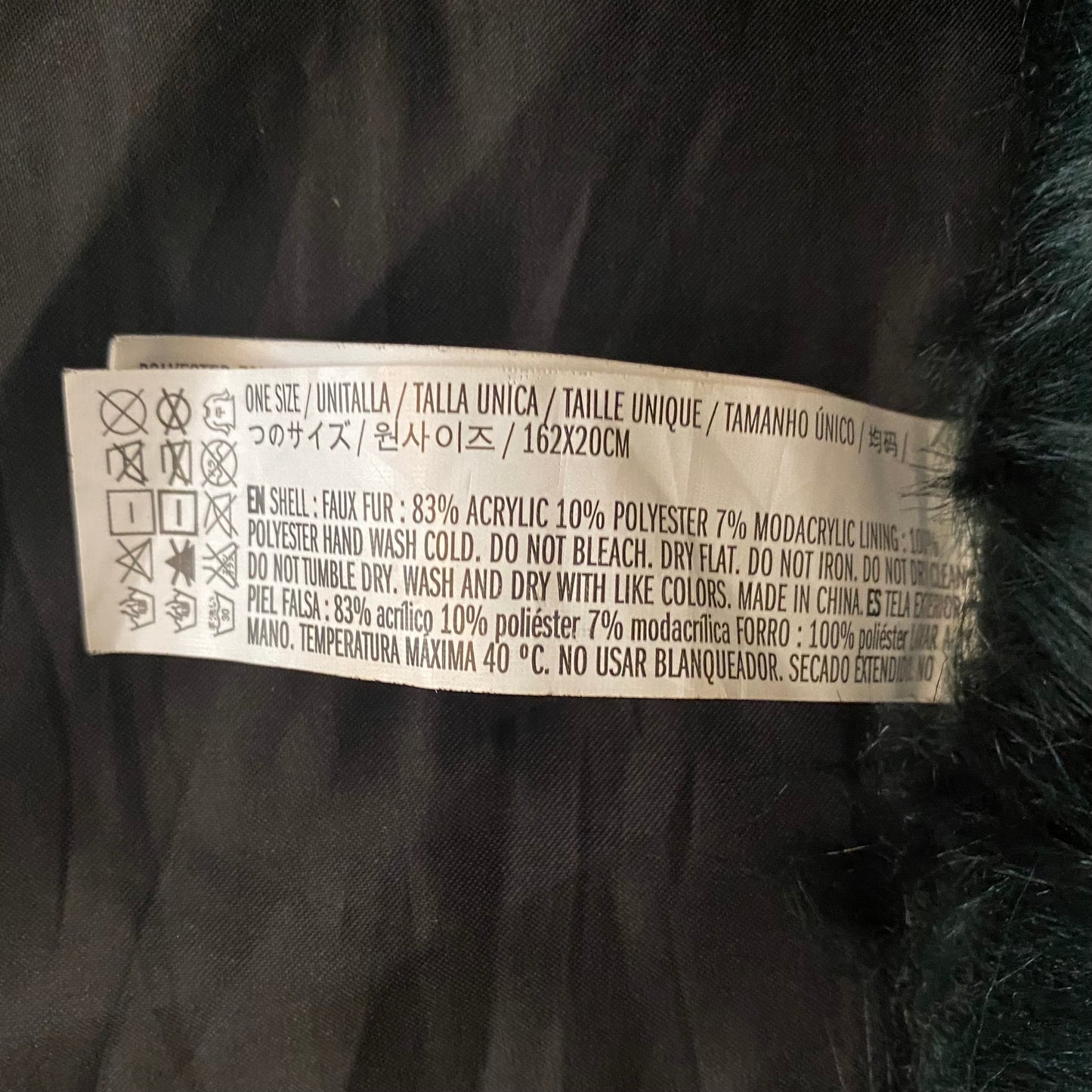 🔔 Y2K Dark Green Faux Fur Scarf