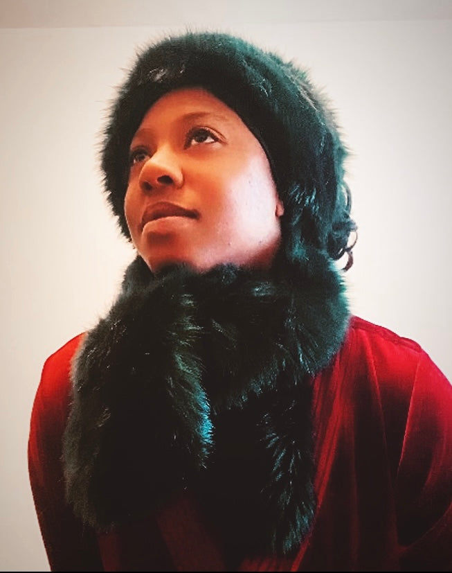 🔔 Y2K Dark Green Faux Fur Scarf