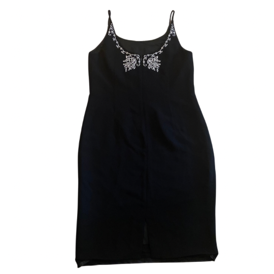 Vintage Black & White Embroidered Sheath Dress (12)
