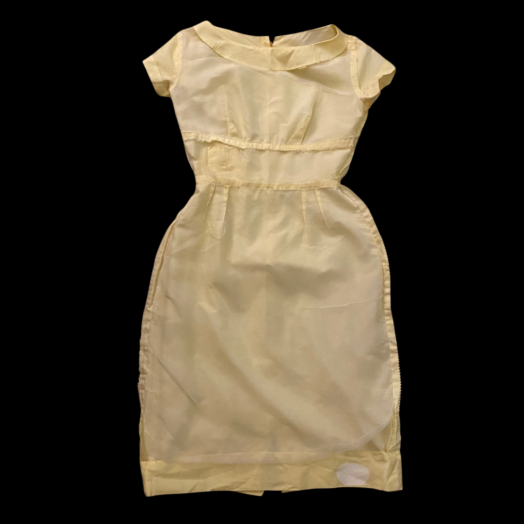 1960’s Pastel Yellow Rose Wiggle Dress (S)