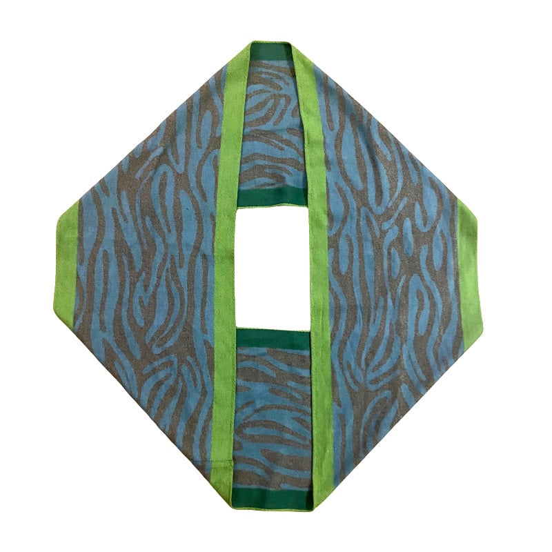 🔔 Y2K 100% Silk Knit Zebra Print Infinity Scarf
