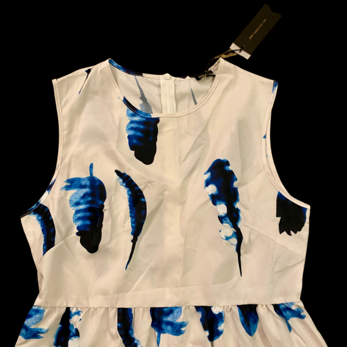 NWT Vonda White/ Navy Blue Watercolor Feather Maxi Dress - Extra Large
