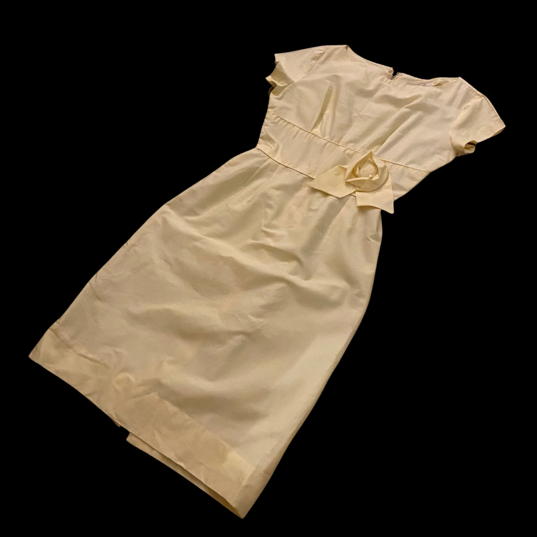 1960’s Pastel Yellow Rose Wiggle Dress (S)