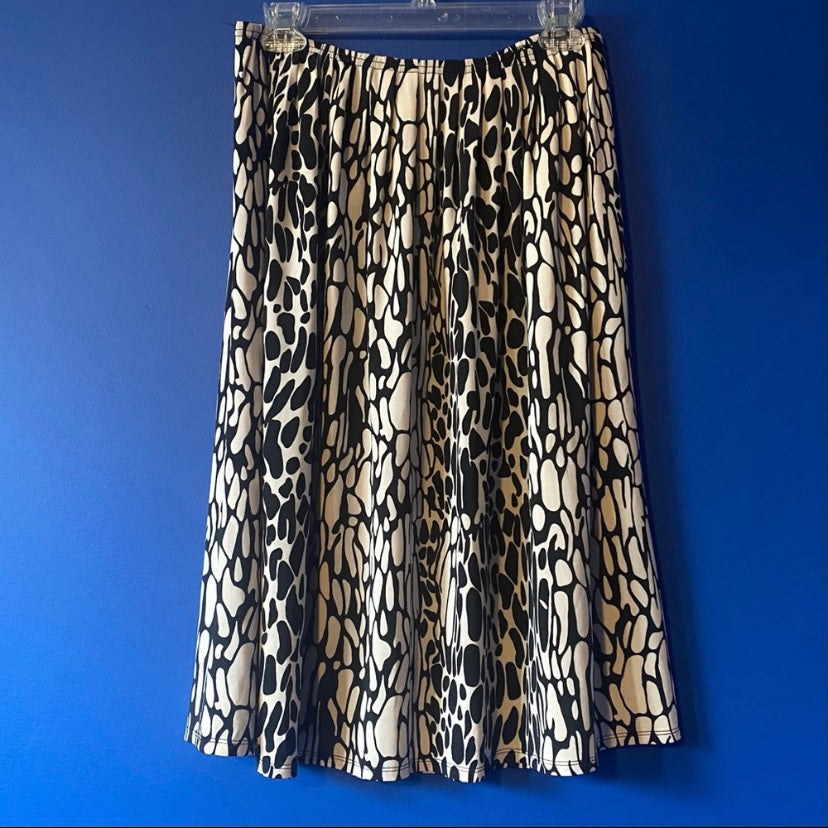 Black & White Spotted Midi Circle Skirt (M)