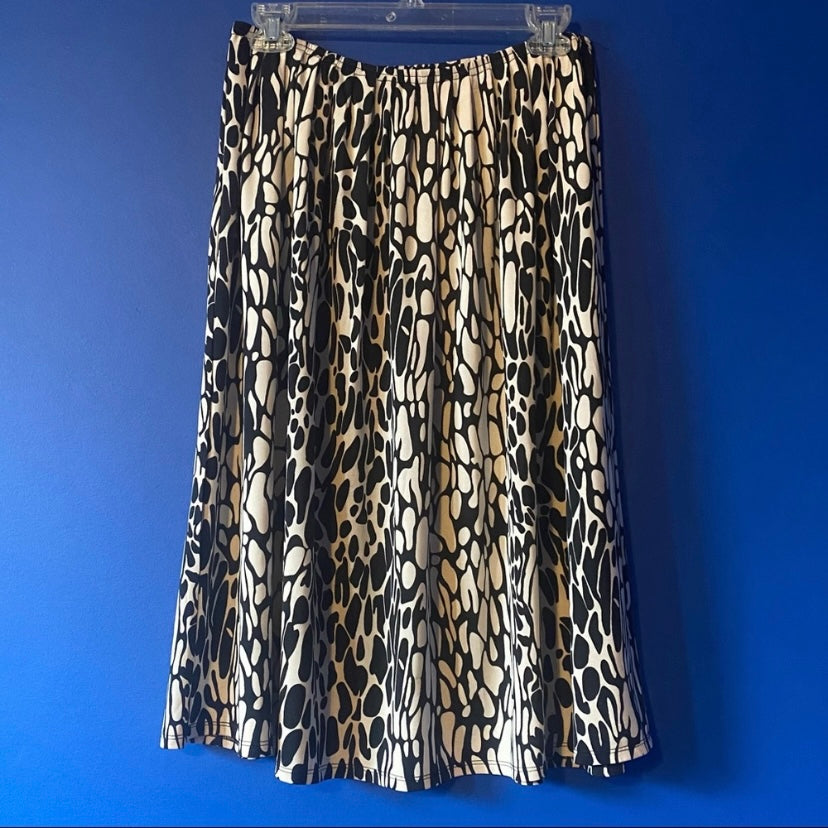 Black & White Spotted Midi Circle Skirt (M)