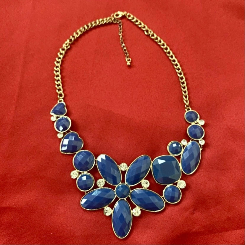 Retro Royal Blue Flower/Floral Bib Necklace