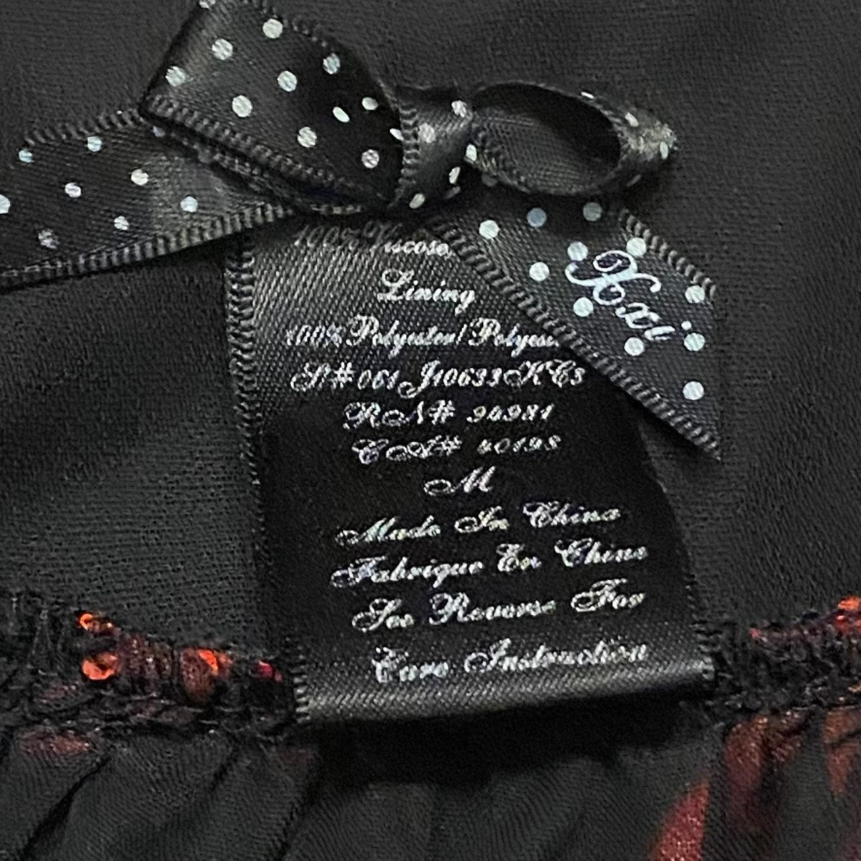 90’s Lacey Bust Black and Red Floral Babydoll Spaghetti Strap Dress (M)