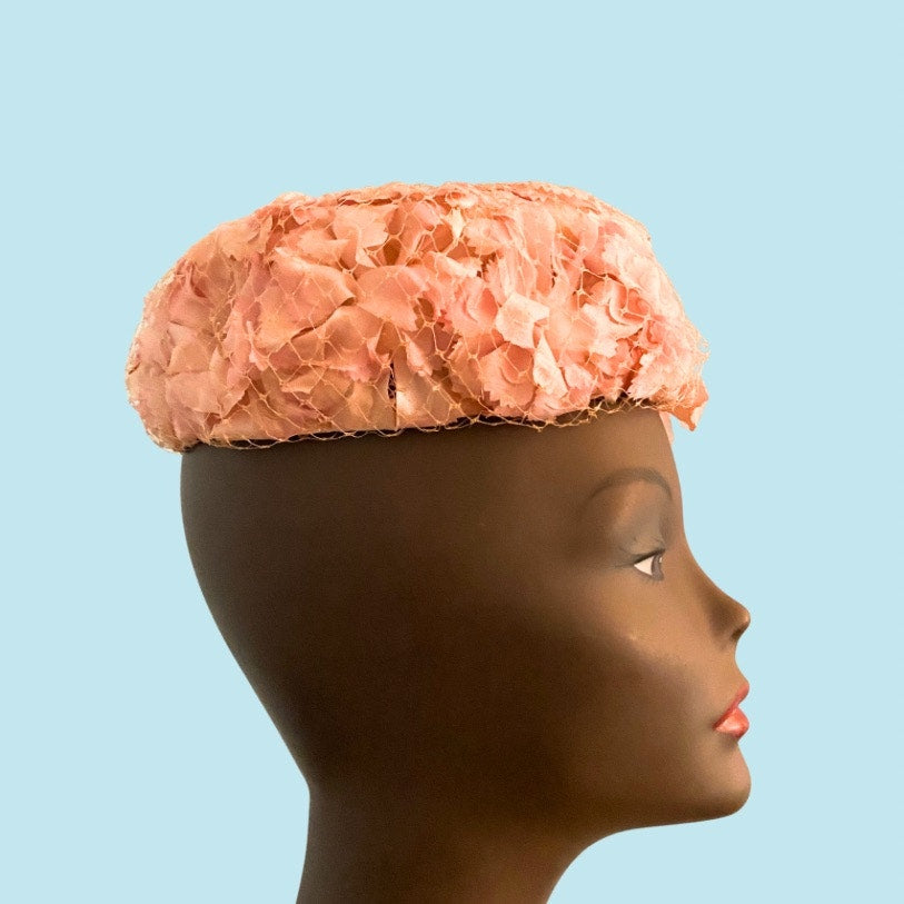 Vintage Pastel Pink Flower Pillbox Hat (M/L)