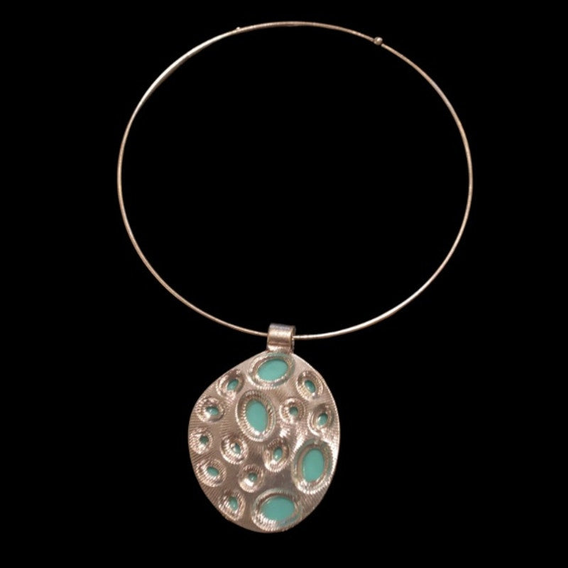 Southwestern Style Mock Turquoise Studded Silver Toned Abstract Oval Pendant Necklace and Earring Set