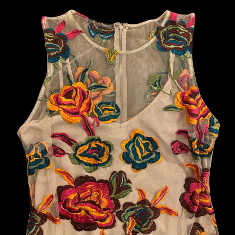Sleeveless Peachy Pink Vibrant Floral Embroidered Mesh Overlay Sheath Dress (L)