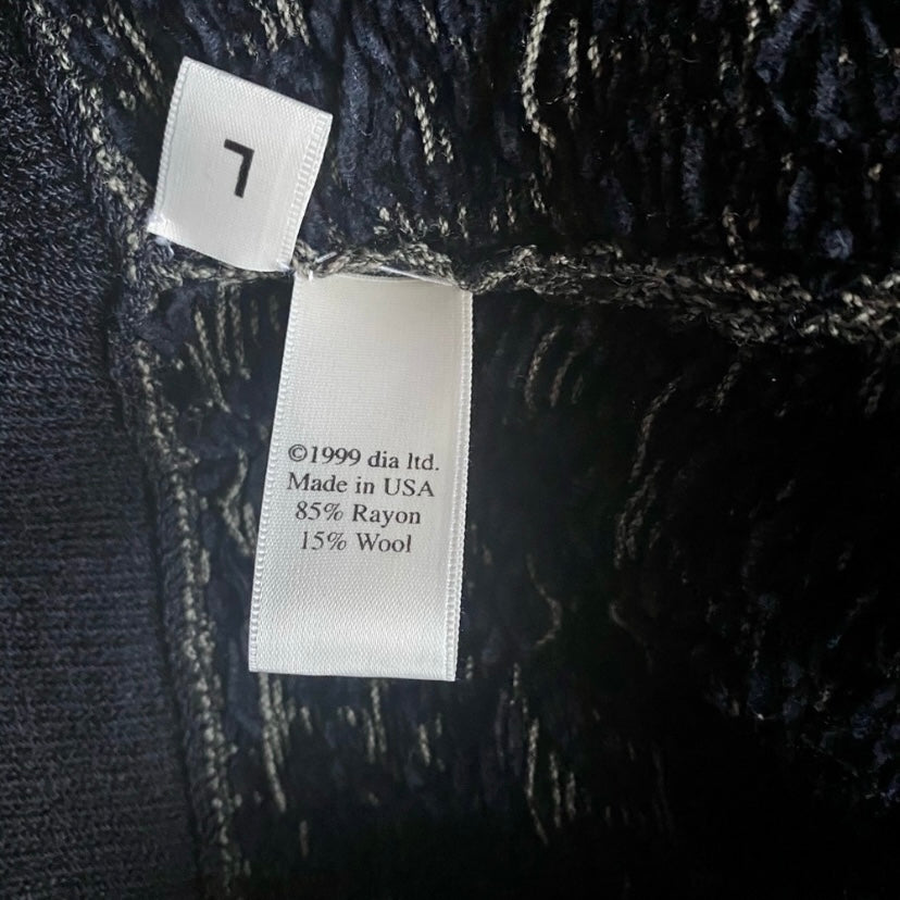 π *RARE VINTAGE* 90βs Dia North of Boston Black & Sage Green Damask Button Down Sweater