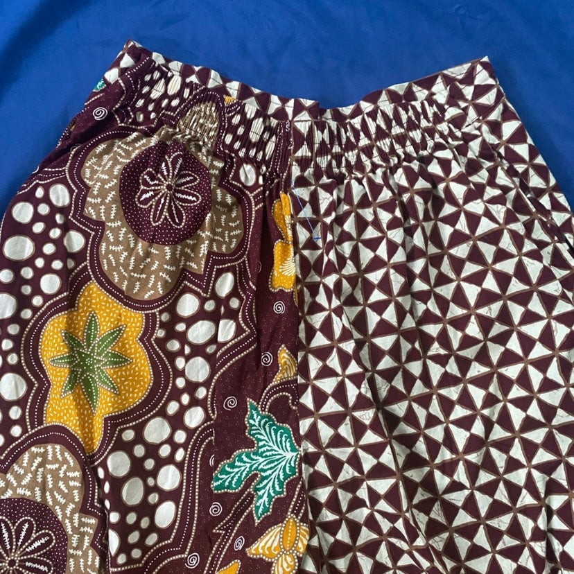 Vintage Handmade Ankara Split-print Capri Pants (M)