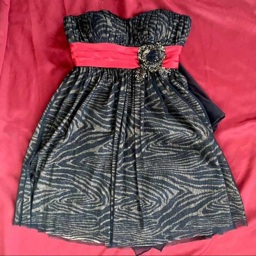 NWT Formal Strapless Black/Gold Zebra Print Dress w/ Red Ribbon & Tulle Sash (M)