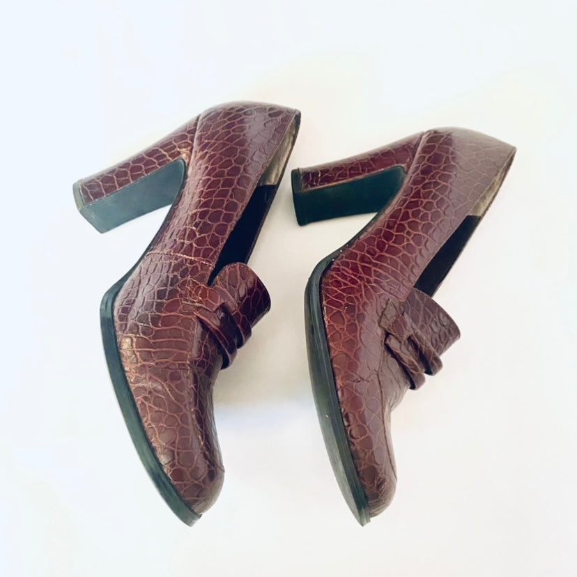 Vintage Mahogany Crocodile Leather Loafer Heels (8 1/2 M)