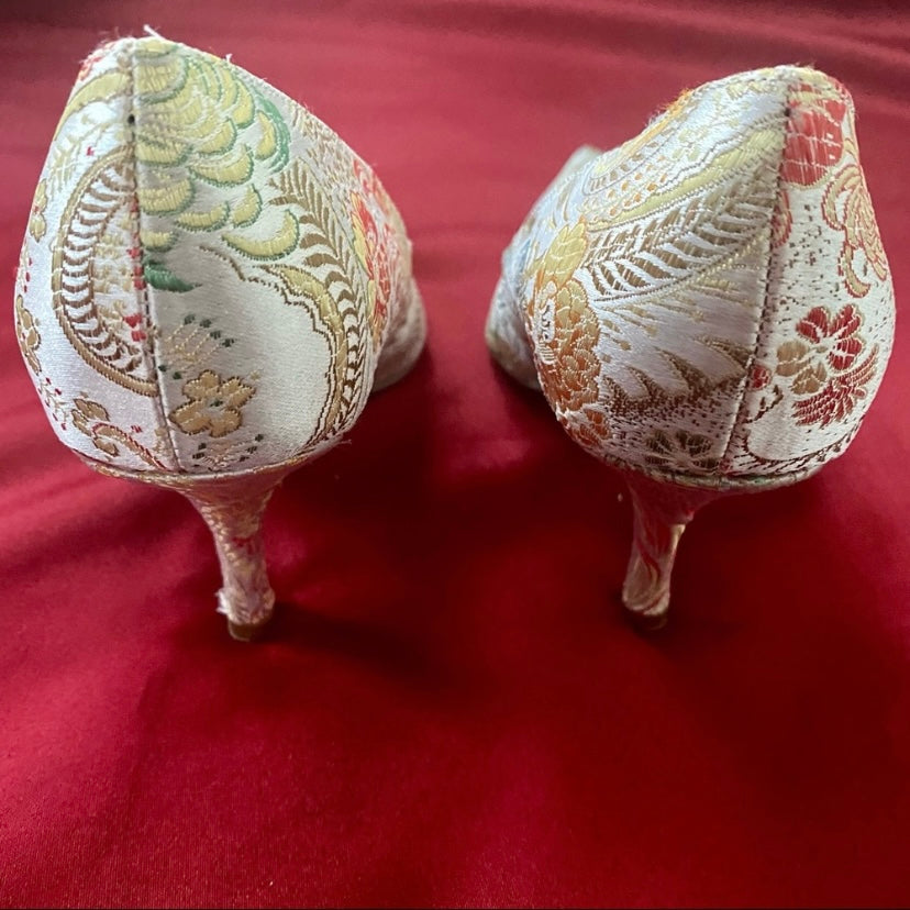 Vintage Brocade Floral Steve Madden “Darring” Heels (8.5 M)