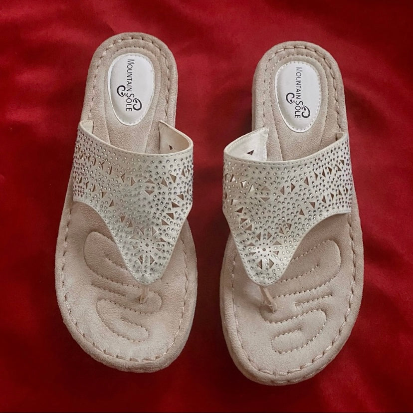Mountain Sole White Rhinestone Studded Bling Thong Wedge Sandals (Size 9)