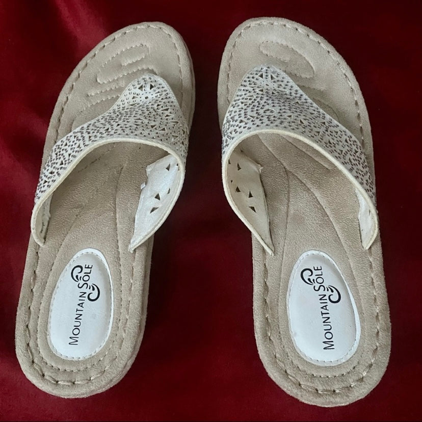 Mountain Sole White Rhinestone Studded Bling Thong Wedge Sandals (Size 9)