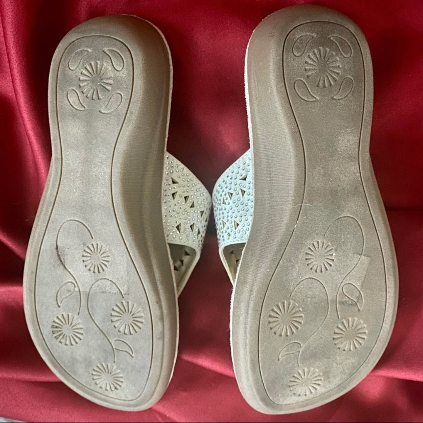 Mountain Sole White Rhinestone Studded Bling Thong Wedge Sandals (Size 9)