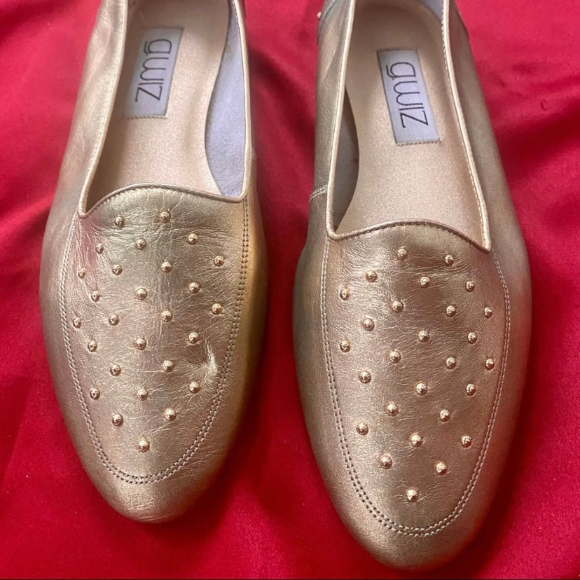 G. Wiz Emmy Gold/Green Shimmery Leather Studded Women’s Driving Flats (8.5 M)