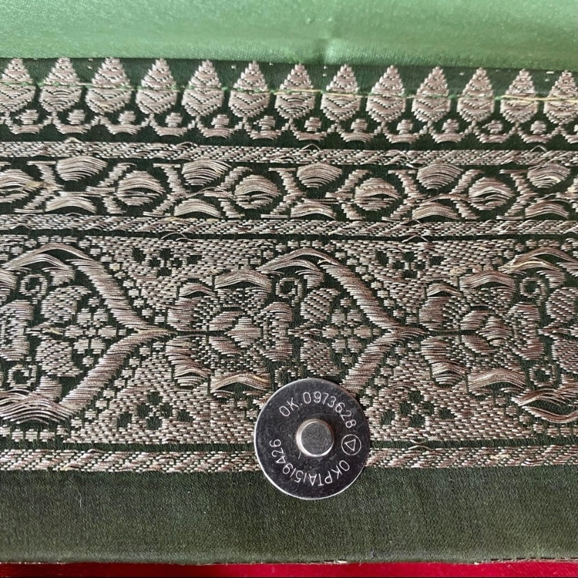 Vintage Green & Gold Embroidered Brocade Satin-Lined Wallet
