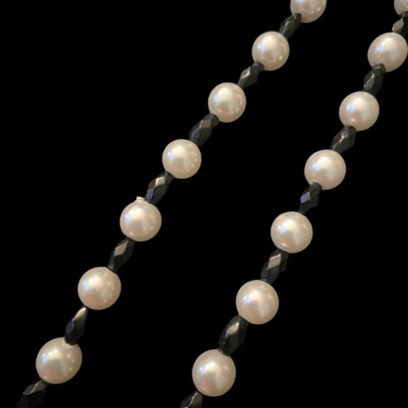 Black & White Mock Pearl Choker Necklace | Handmade with Vintage Beads