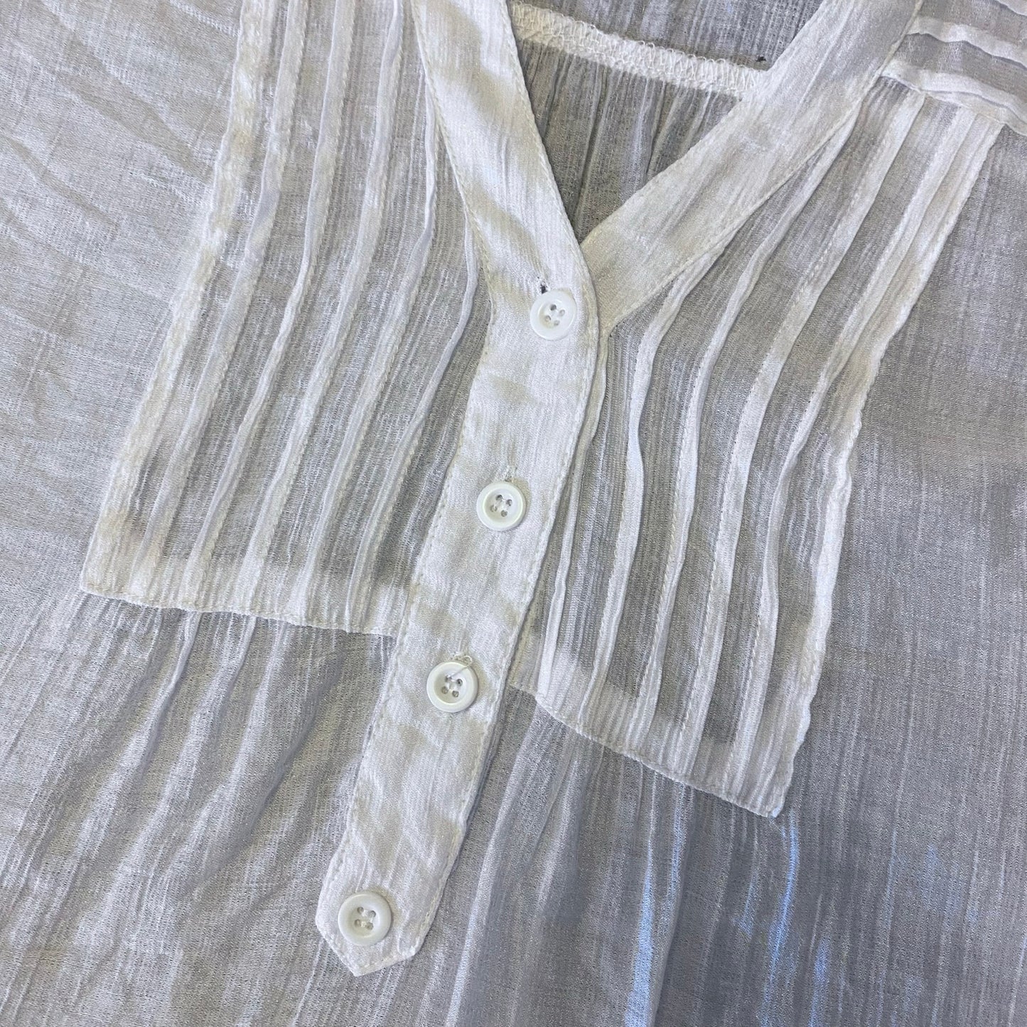 Y2K Sheer White Lace Trim Cap Sleeve Button Down Blouse (M/L)