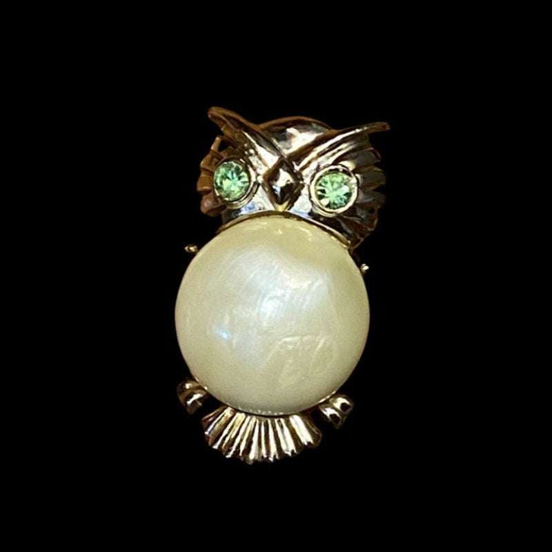 Vintage Pearly White  “Jelly Belly” Gold Toned Green-Eyed Owl Brooch