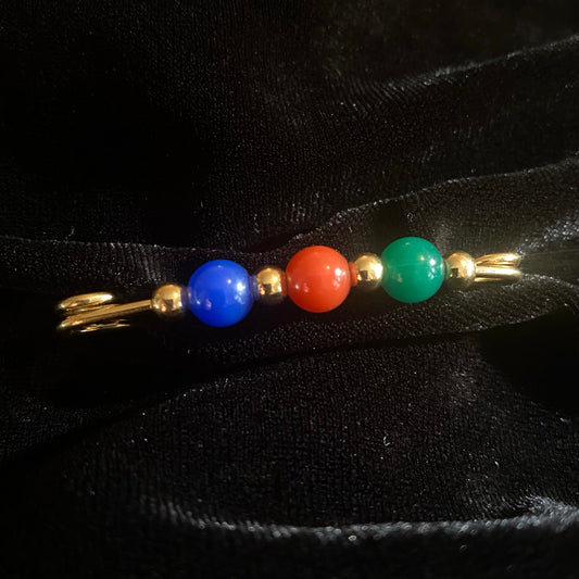 Vintage Avon Classic Gold Beaded Costume Emerald, Ruby, Sapphire Pin