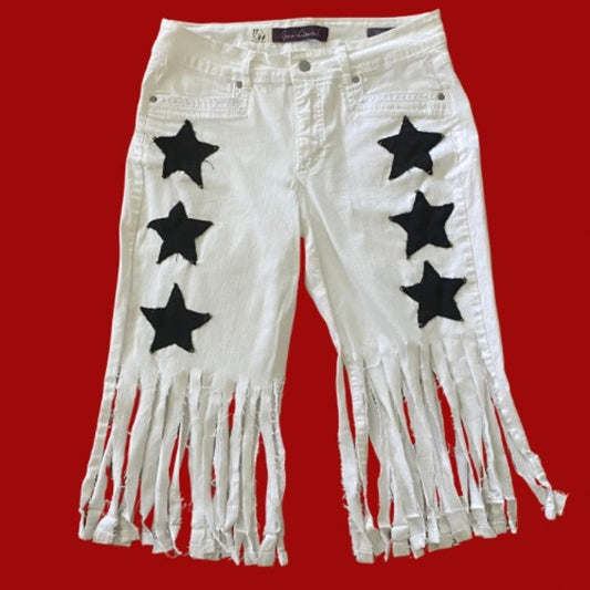 Upcycled White Denim Star Patch Fringe Hem Capris (8)