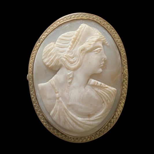 1910’s - 1920’s Antique Italian 18K Gold Shell Cameo Brooch